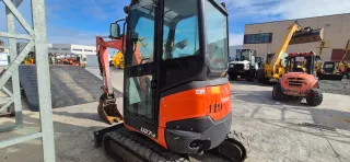 Miniexcavadora Kubota U27 - 2017