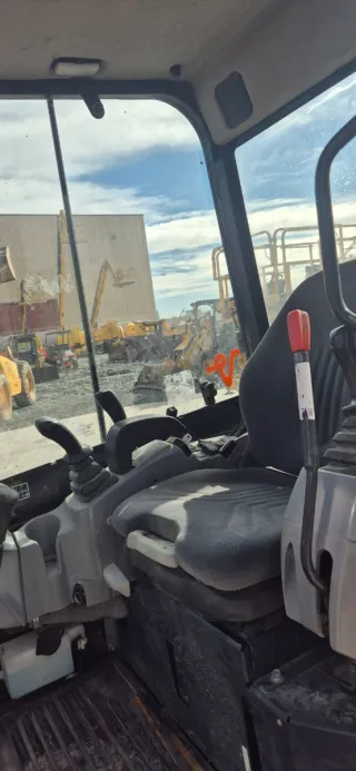 Miniexcavadora Kubota U27 - 2017