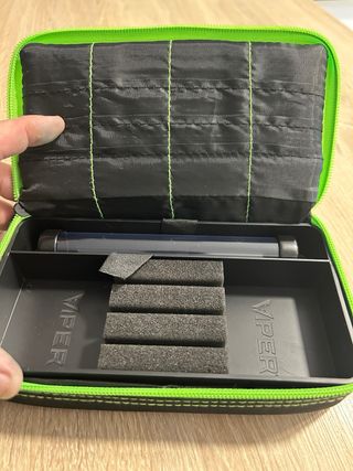 Funda Dardos Casemaster Negra y Verde