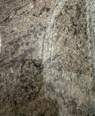 Recibidor con espejo blanco y plata