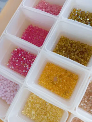 Tupis Swarovski 4mm  20und