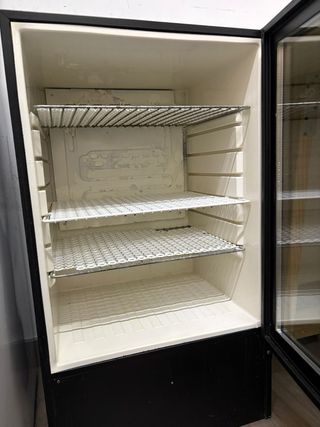 Nevera expositora pequeña