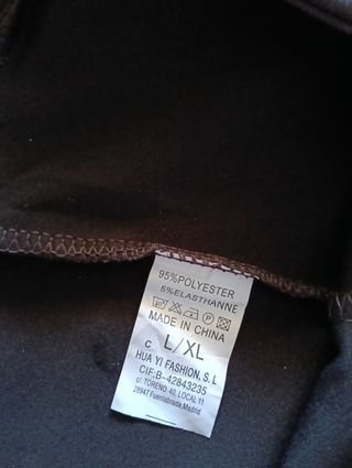 Pantalón ante marrón botones dorados