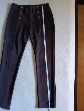 Pantalón ante marrón botones dorados