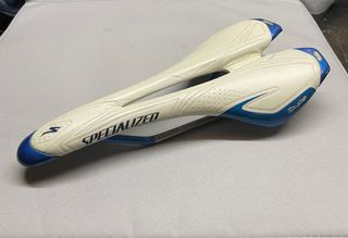 Sillín Spezialized Toupé Team titanio