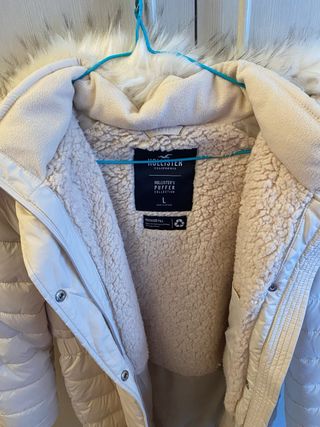 Abrigo Hollister largo Beige Talla L