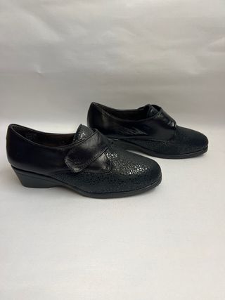 Zapatos de piel talla 39 anchos para mujer