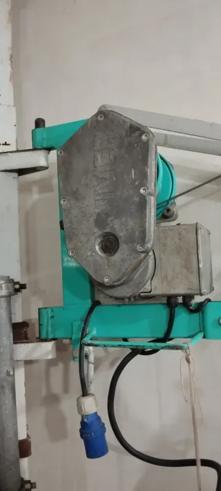 Maquinillo elevador 300 kg