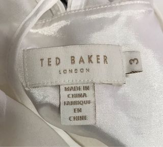 Vestido blanco y rosa floral