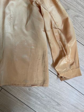 Camicia in seta vintage da riparare