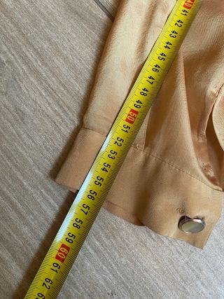Camicia in seta vintage da riparare