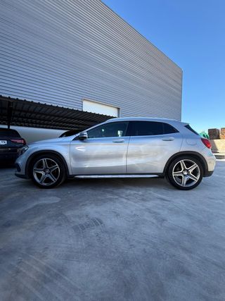Mercedes-Benz GLA 2016