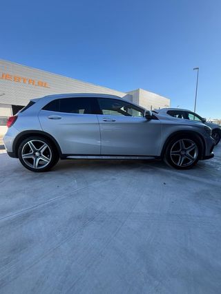 Mercedes-Benz GLA 2016