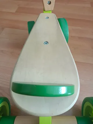 Bicicleta infantil de madera Hape