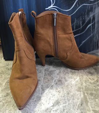 Botines marrones de tacón