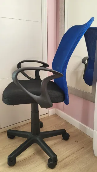 Silla de oficina infantil/juvenil, con ruedas azul