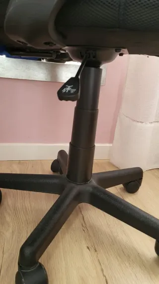 Silla de oficina infantil/juvenil, con ruedas azul