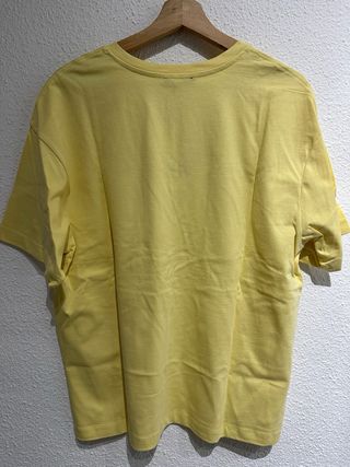 Camiseta Zara escote pico talla M