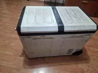 Nevera Portátil Doble Compartimento