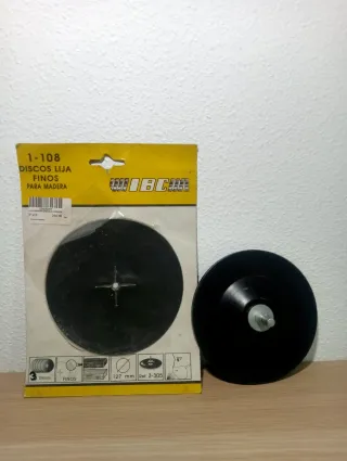 Soporte y discos de lija para madera