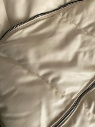 parka Plumífero corto Zara beige Talla S