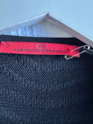 Conjunto CH Negro Chaqueta Peplum y Falda