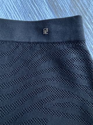 Conjunto CH Negro Chaqueta Peplum y Falda