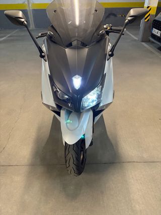 Yamaha T-Max 530