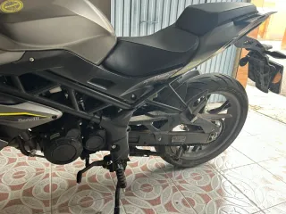 Moto Benelli BN 125 cc, 2023, 6000km como nueva