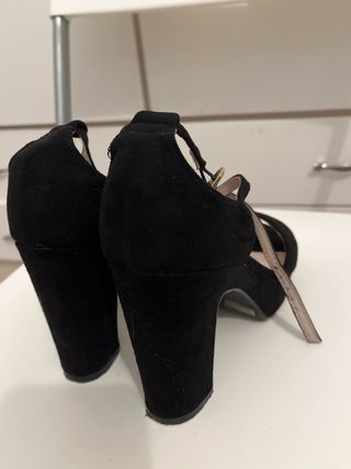 Tacones negros plataforma