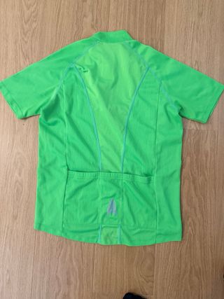 Maillot verde con cremallera