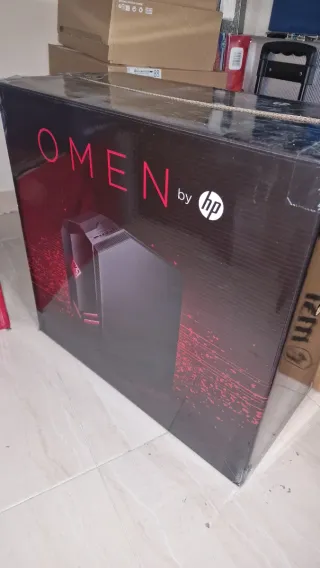 PC HP Omen 880 *LEER DESCRIPCIÓN*