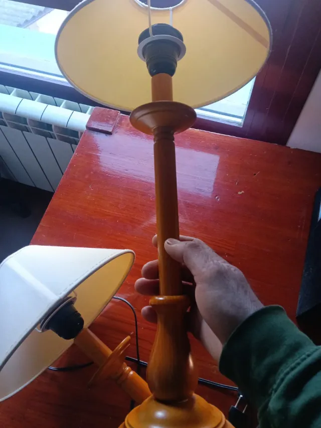 2 Lámparas de Mesilla Madera y Tela