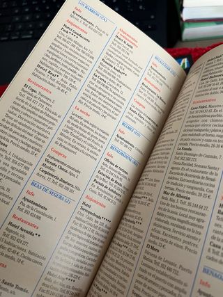 Guía de viaje Andalucía + 4 folletos esp/eng