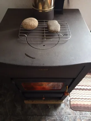 Estufa de leña Prity Negra