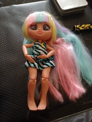 Muñeca BFF Friends pelo arcoíris