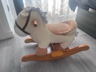 Caballo Mecedora Infantil Peluche sin uso