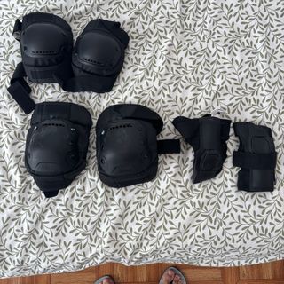 Protecciones Decathlon Talla XL (Rodilleras, Muñeq