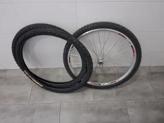 Rueda trasera 26 aluminio con cubierta