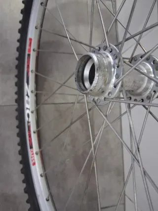 Rueda trasera 26 aluminio con cubierta