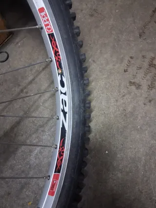 Rueda trasera 26 aluminio con cubierta