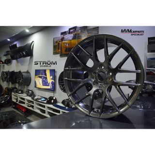 Juego de 4 Llantas 19 Strom STR1 M359 Hyper Black