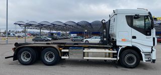 Iveco STRALIS 560 6X4 Multilift Gancho