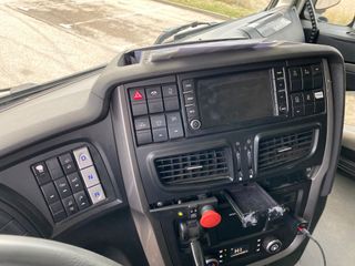 Iveco STRALIS 560 6X4 Multilift Gancho