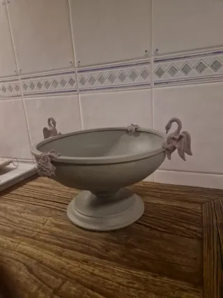 Frutero/Fuente Decorativa Cisnes