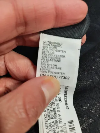 Falda elegante del Zara