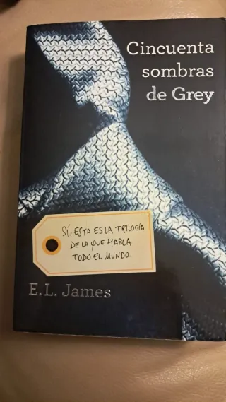 CINCUENTA SOMBRAS DE GREY