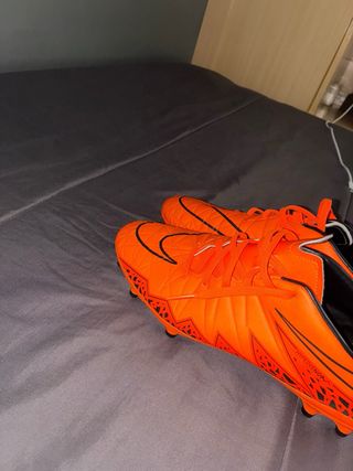 Botas de fútbol (Nike)