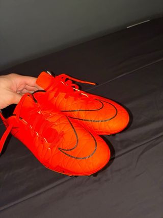 Botas de fútbol (Nike)