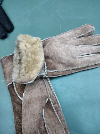 Guantes de piel con pelo interior